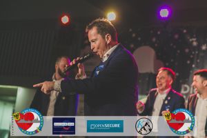 181209_100_Hand in Hand-1055.jpg