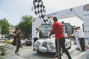 akv_rallye64.jpg