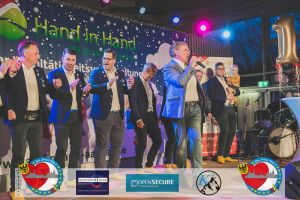 181209_100_Hand in Hand-1108.jpg