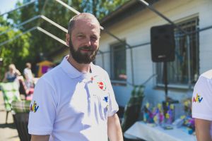sommerfest_kg_schwarz_blaue_funken05.jpg