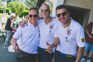 sommerfest_kg_schwarz_blaue_funken23.jpg