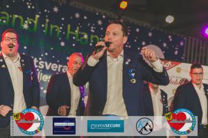 181209_100_Hand in Hand-1037.jpg