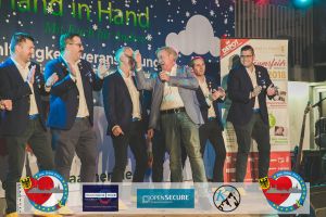 181209_100_Hand in Hand-1128.jpg