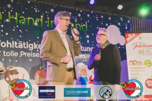 181209_100_Hand in Hand-1151.jpg