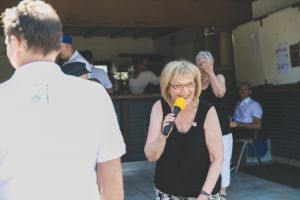 sommerfest_kg_schwarz_blaue_funken08.jpg